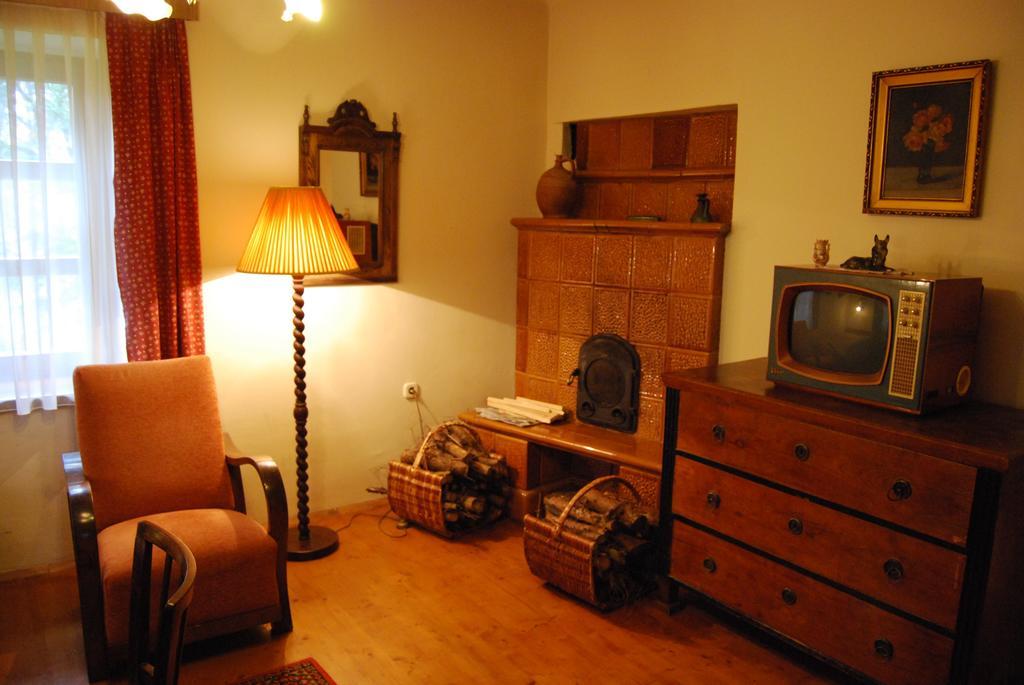 Boroka Apartmanhazak - Oereghaz 韦莱姆 客房 照片